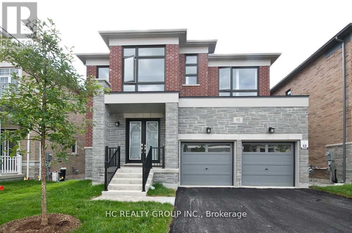 MLS® listing #29798295 for sale located at 92 PINE HILL CRESCENT