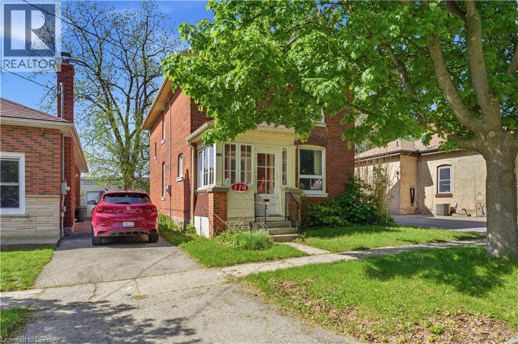 MLS® listing #29798343 for sale located at 119 EAST Avenue