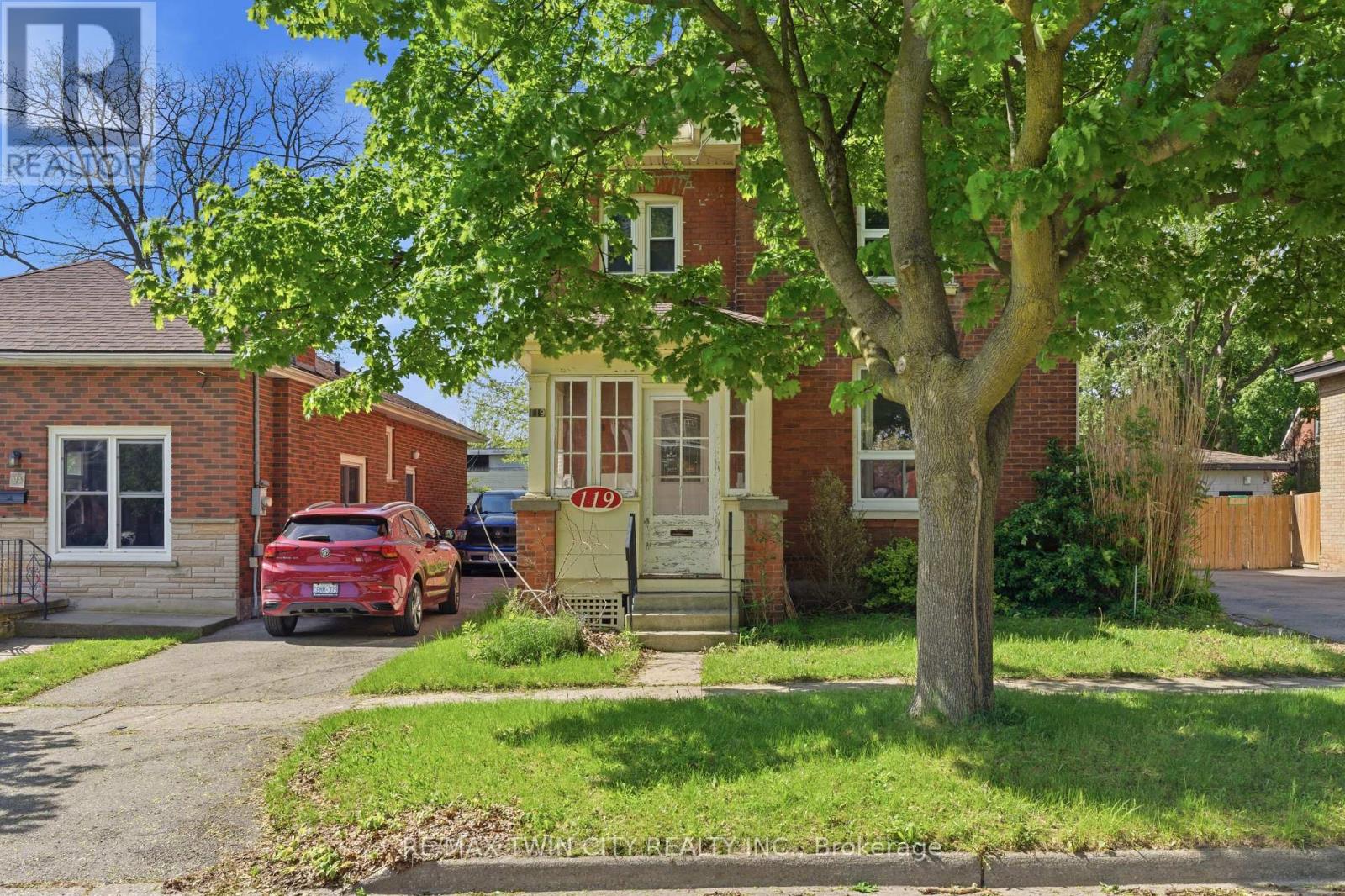 MLS® listing #29798507 for sale located at 119 EAST AVENUE E