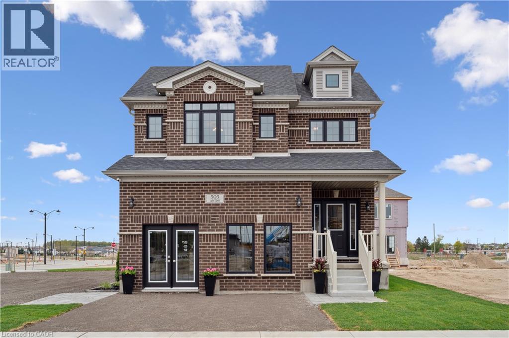 MLS® listing #29798520 for sale located at 629 ANTON Crescent