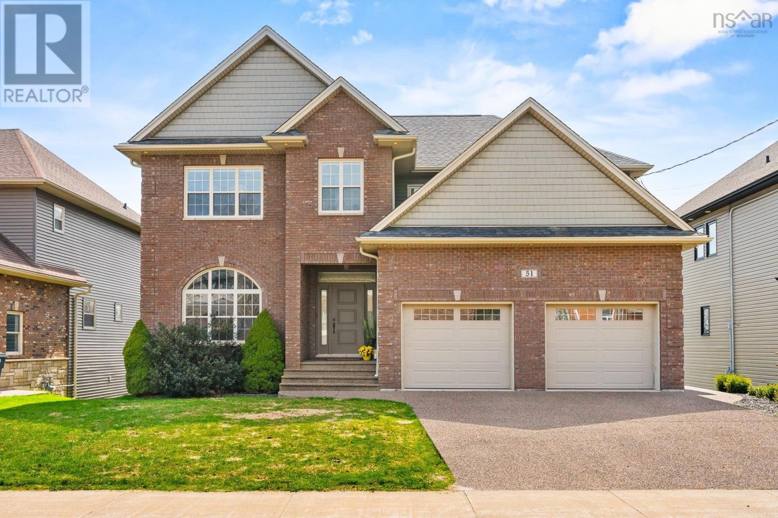 MLS® listing #29798576 for sale located at 51 Pebblecreek Crescent