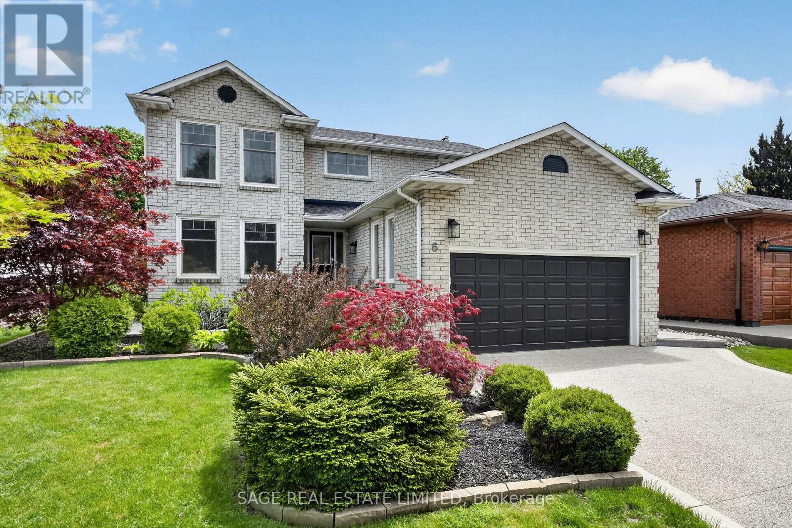 MLS® listing #29798639 for sale located at 6 ACACIA STREET