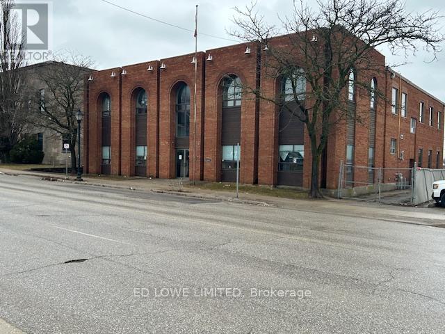 MLS® listing #29798913 for sale located at 31 COLBORNE STREET E