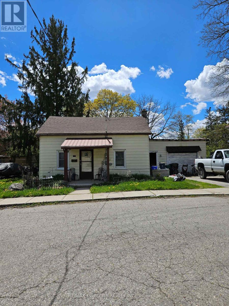 MLS® listing #29799527 for sale located at 20 FOELL STREET