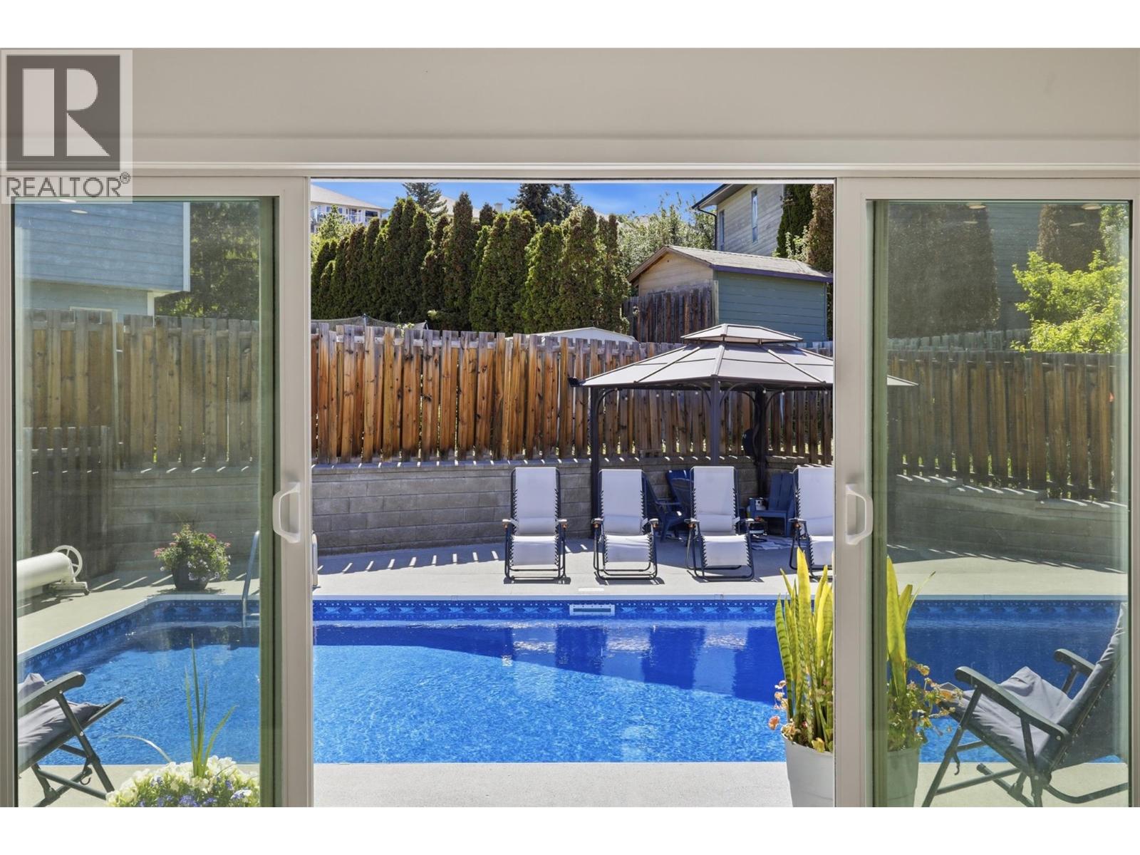 MLS® listing #29801176 for sale located at 2298 Balfour Court