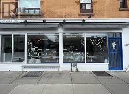 MLS® listing #29801899 for sale located at 679 LANSDOWNE AVENUE