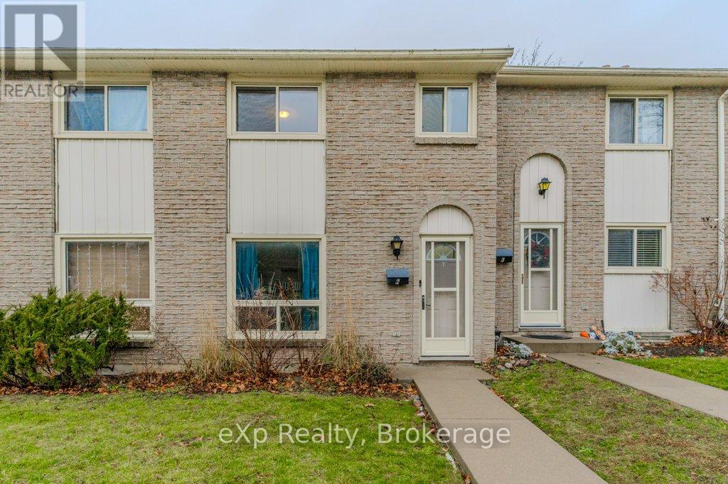 MLS® listing #29802018 for sale located at 2 - 165 GREEN VALLEY DRIVE