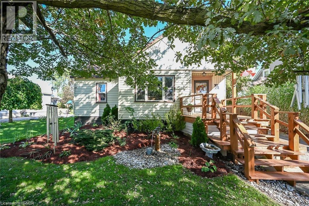 MLS® listing #29804120 for sale located at 12 WALPOLE Drive