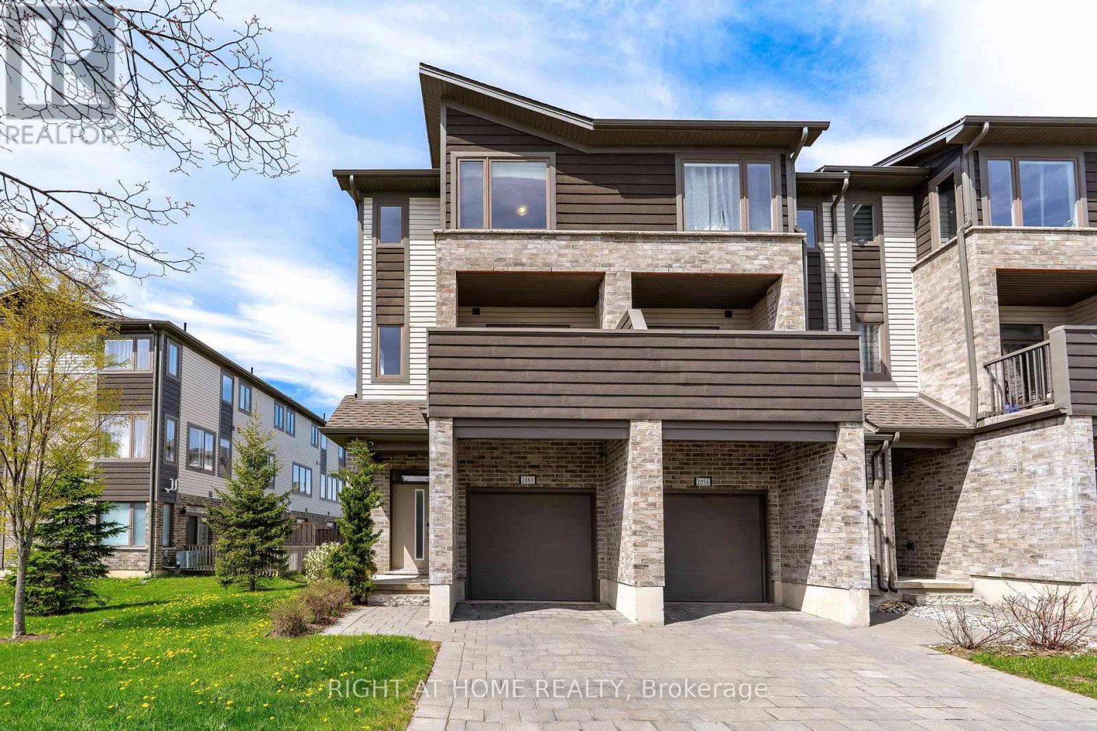 MLS® listing #29804259 for sale located at 10 - 2060 MEADOWGATE BOULEVARD