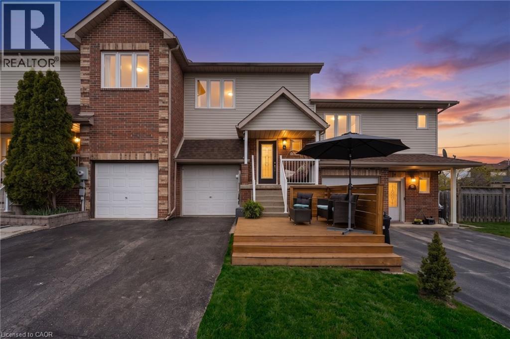 MLS® listing #29804276 for sale located at 4 PARKSIDE Crescent