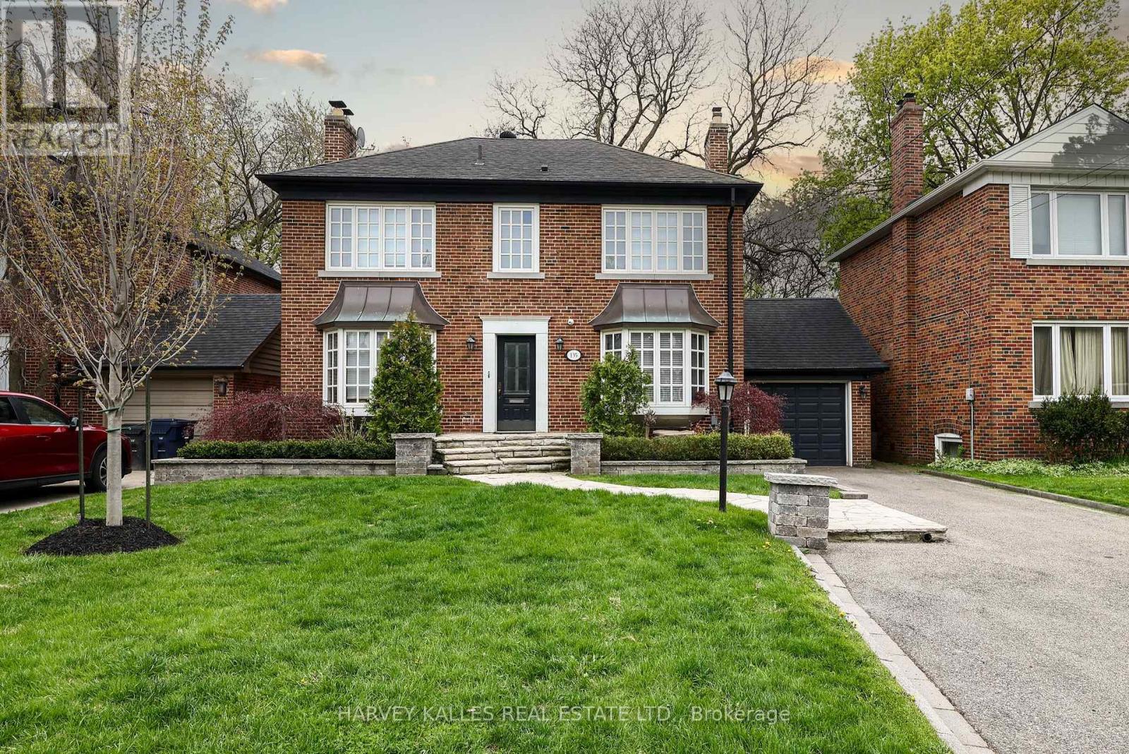 MLS® listing #29805080 for sale located at 135 BOMBAY AVENUE