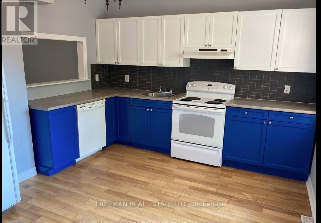 MLS® listing #29805776 for sale located at 1 - 985 DUPONT STREET