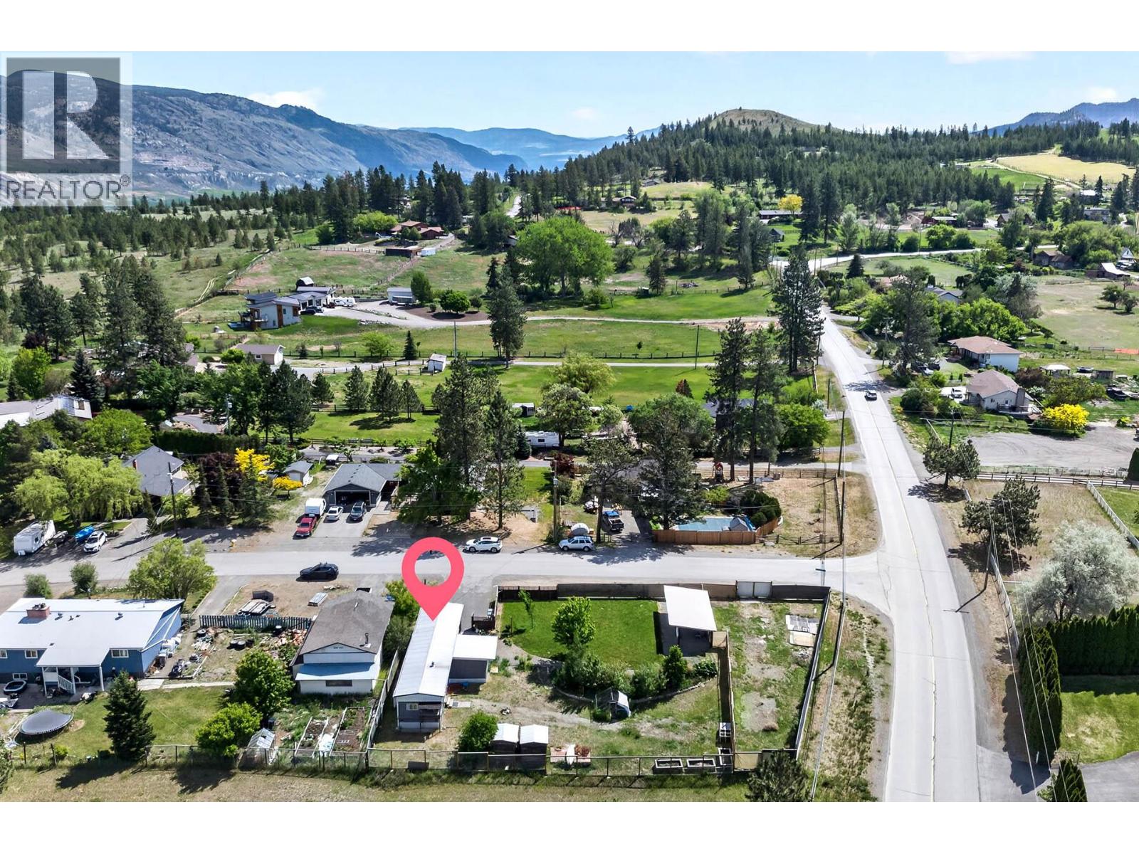 MLS® listing #29805984 for sale located at 1299 PINEGROVE Road