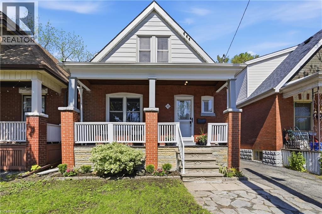 MLS® listing #29806317 for sale located at 43 CAMERON Avenue N