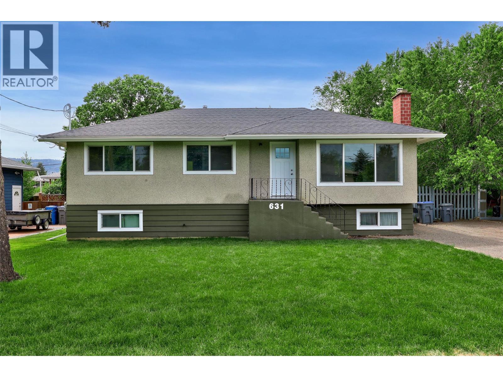 MLS® listing #29806584 for sale located at 631 Brandon Avenue