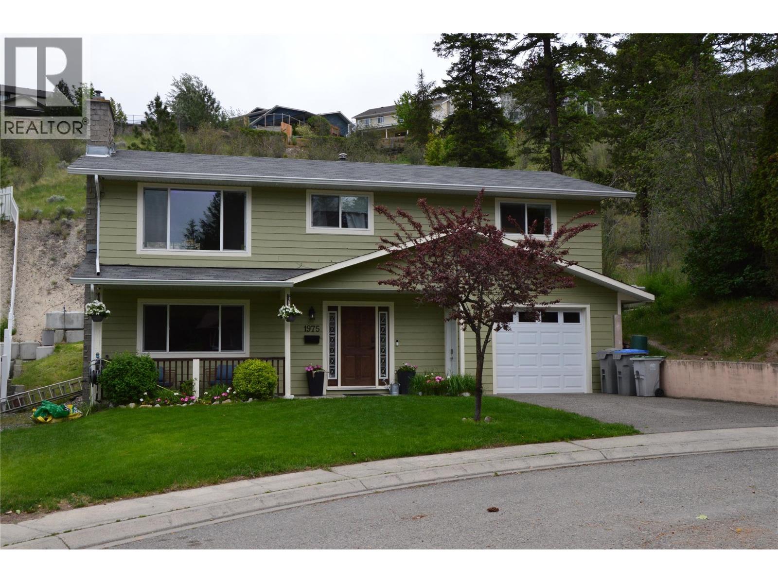 MLS® listing #29807059 for sale located at 1975 Wentworth Place