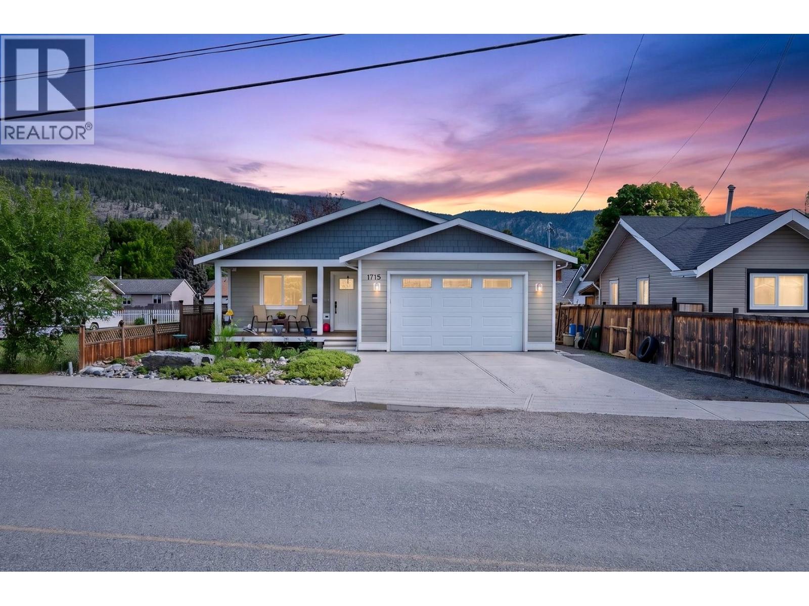 MLS® listing #29807543 for sale located at 1715 QUILCHENA Avenue