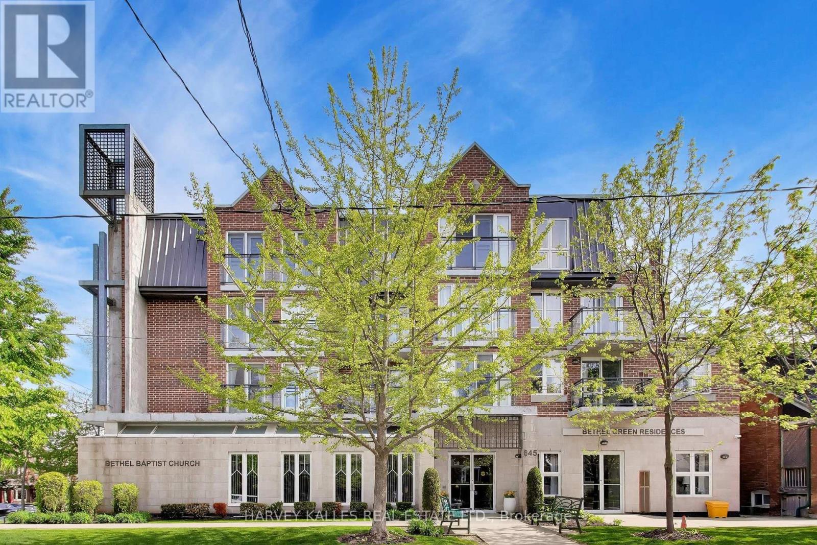 MLS® listing #29808240 for sale located at 401 - 645 MILLWOOD ROAD