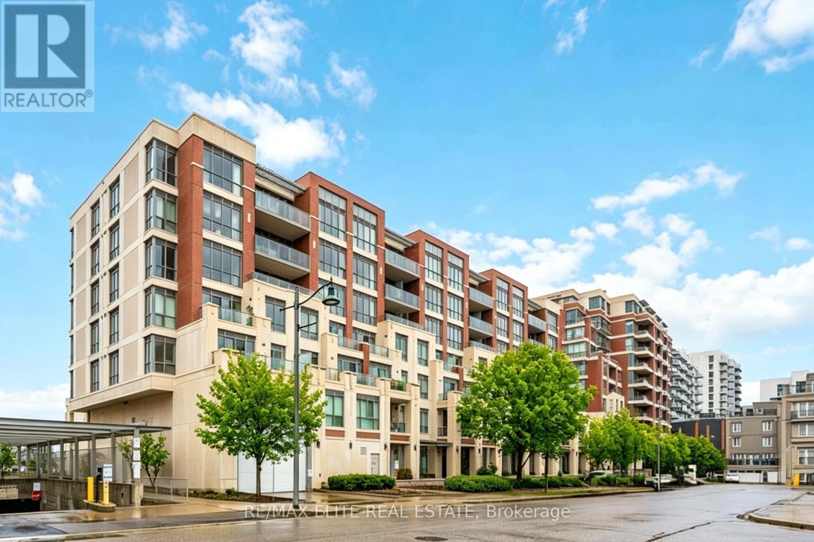 MLS® listing #29810141 for sale located at 201 - 1 UPPER DUKE CRESCENT
