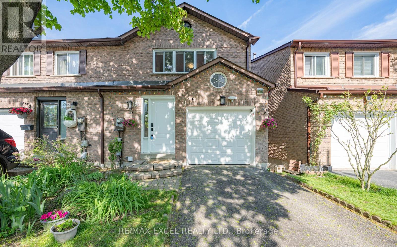 MLS® listing #29810142 for sale located at 128 COTTONWOOD COURT