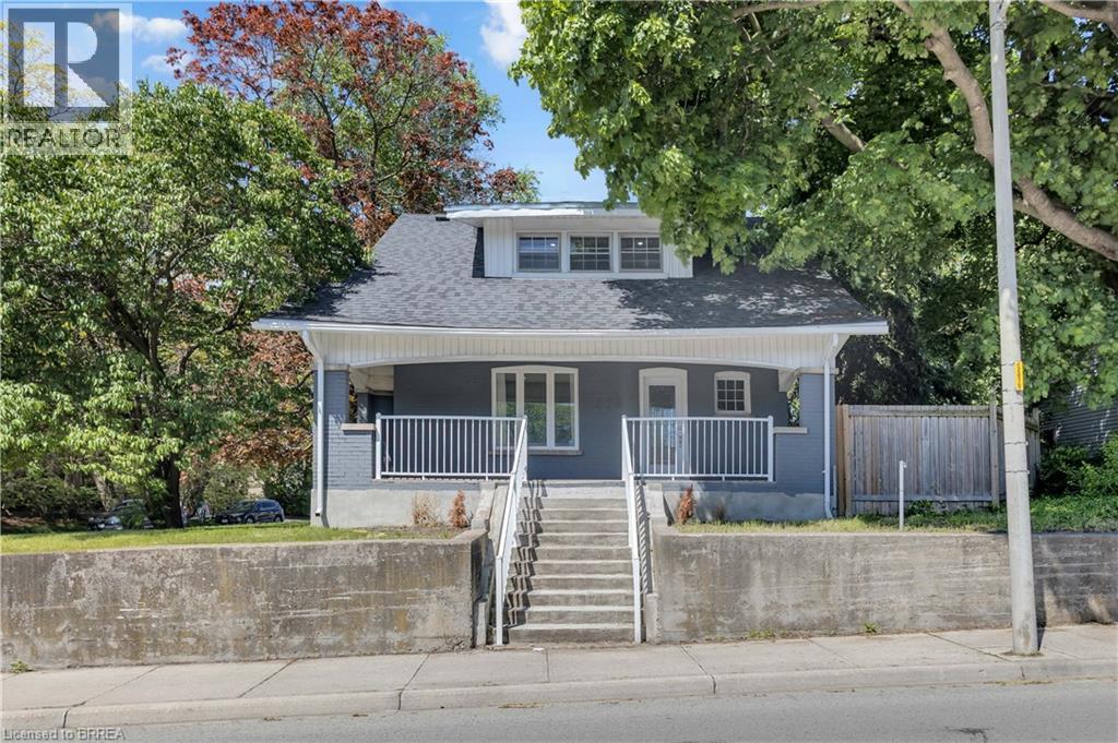 MLS® listing #29810611 for sale located at 378 NORFOLK Street N