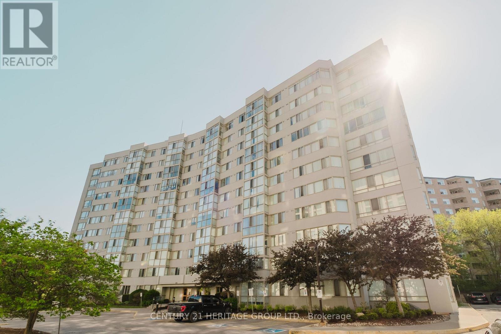 MLS® listing #29811431 for sale located at 209 - 270 DAVIS DRIVE