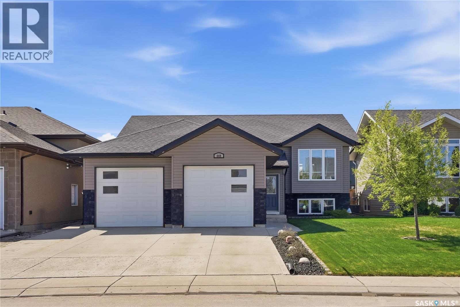 MLS® listing #29811905 for sale located at 449 Snead CRESCENT