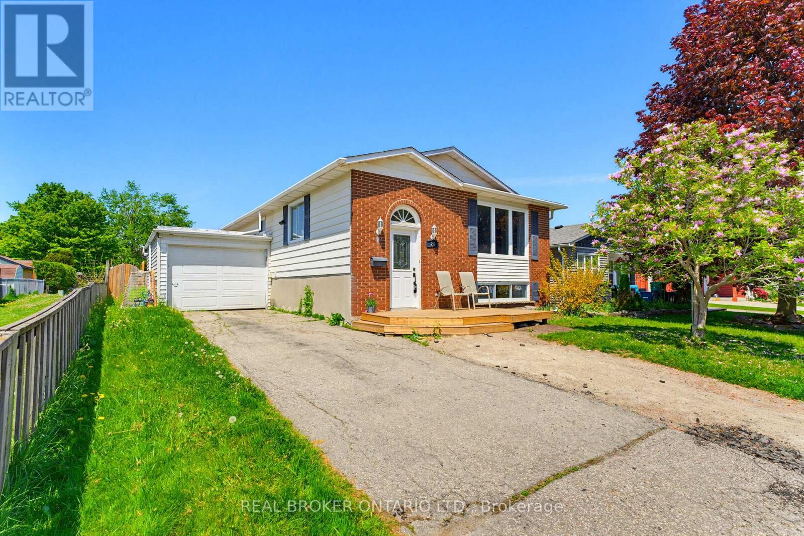 MLS® listing #29812482 for sale located at 26 ASPEN CRESCENT