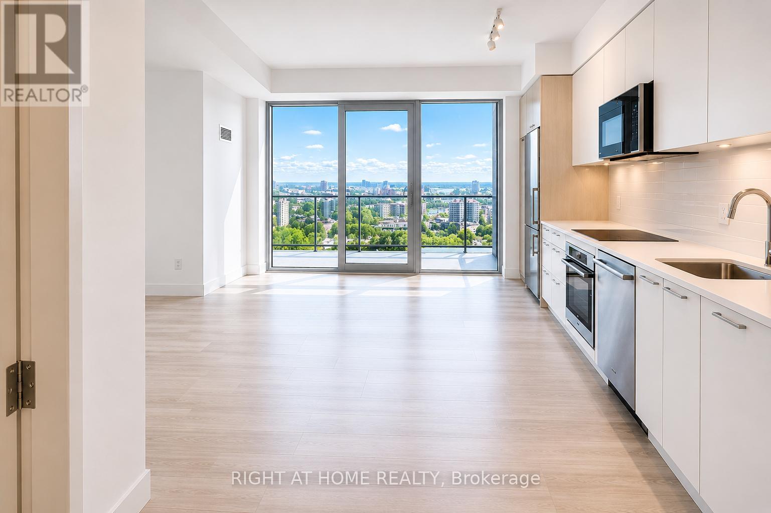MLS® listing #29816255 for sale located at 2614 - 75 JAMES STREET S