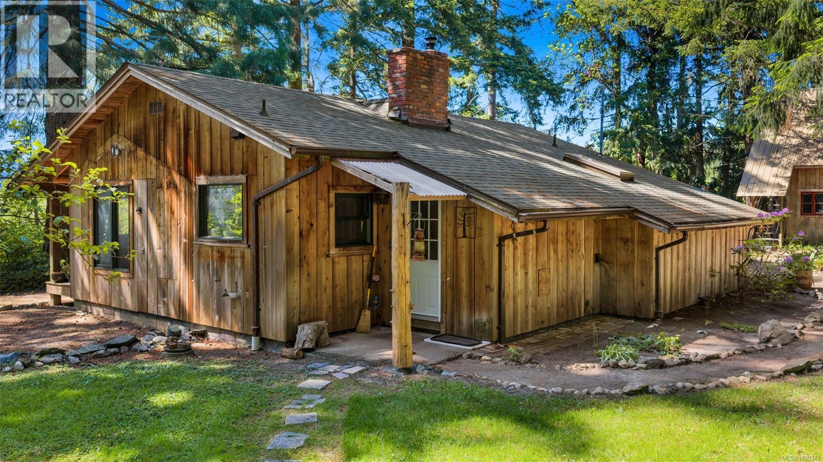 MLS® listing #29816594 for sale located at 620 Kilmalu Rd