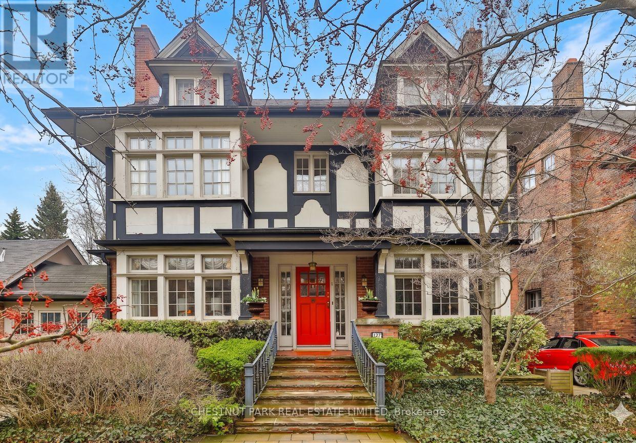 MLS® listing #29820228 for sale located at 127 ROXBOROUGH DRIVE