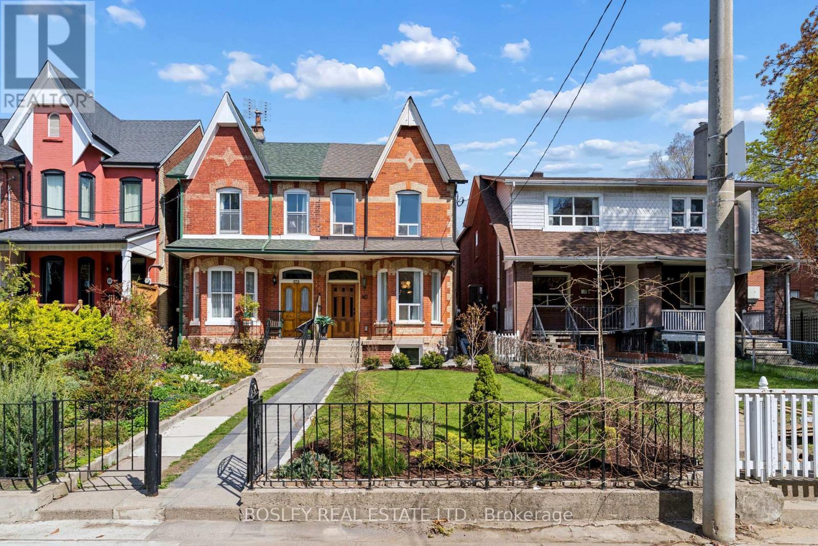 MLS® listing #29820230 for sale located at 40 HALTON STREET