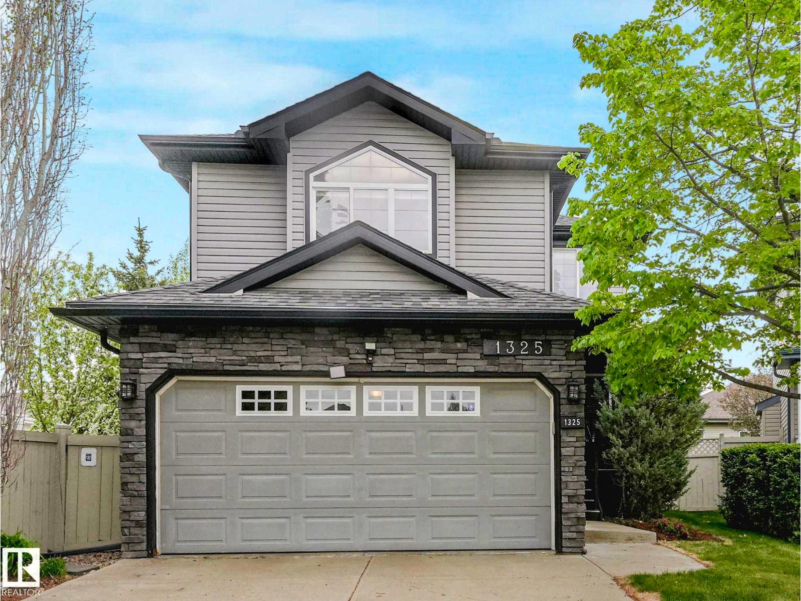 MLS® listing #29821645 for sale located at 1325 LATTA CR NW