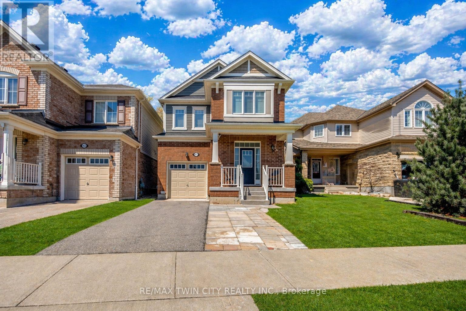 MLS® listing #29821732 for sale located at 661 DOON SOUTH DRIVE