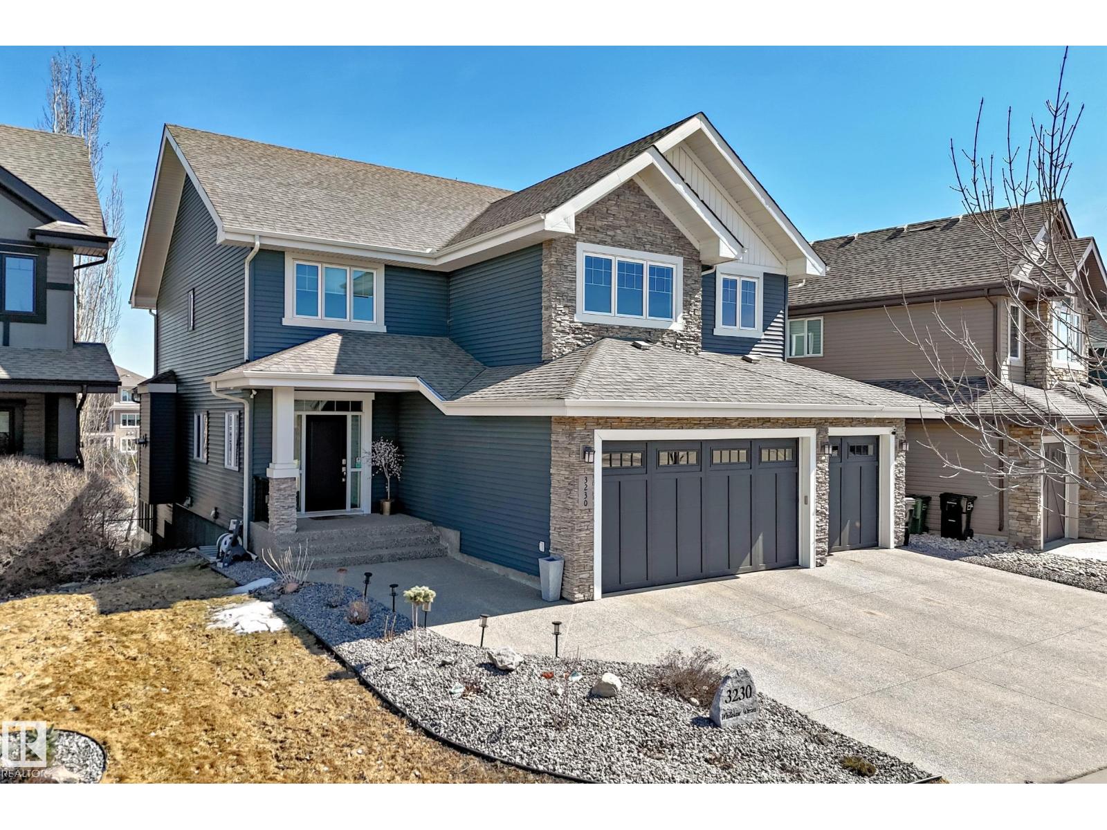 MLS® listing #29822493 for sale located at 3230 WHITELAW DR NW NW