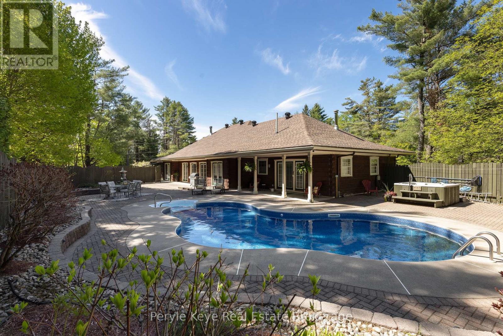 MLS® listing #29822837 for sale located at 1 KEVIN CRESCENT