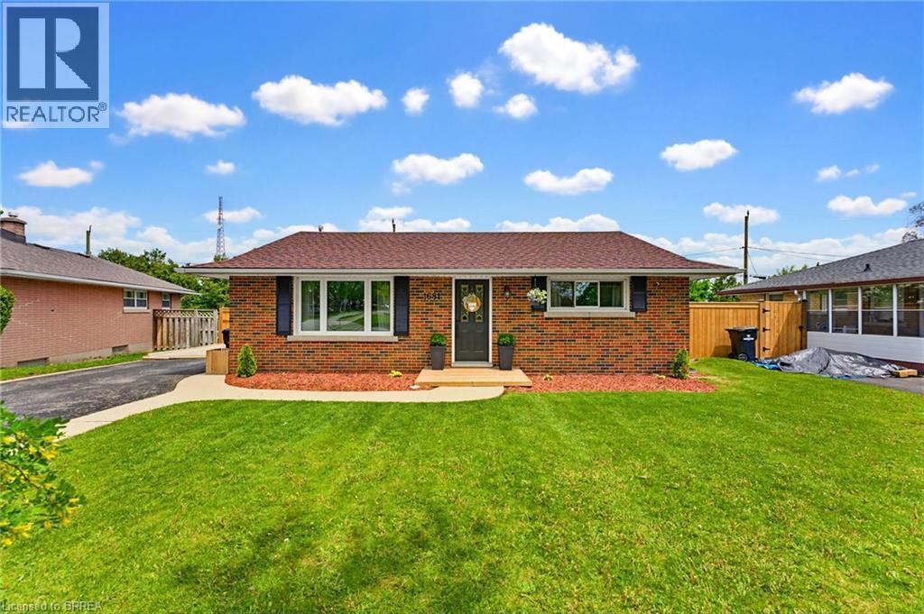 MLS® listing #29823152 for sale located at 1681 SEVERN Avenue