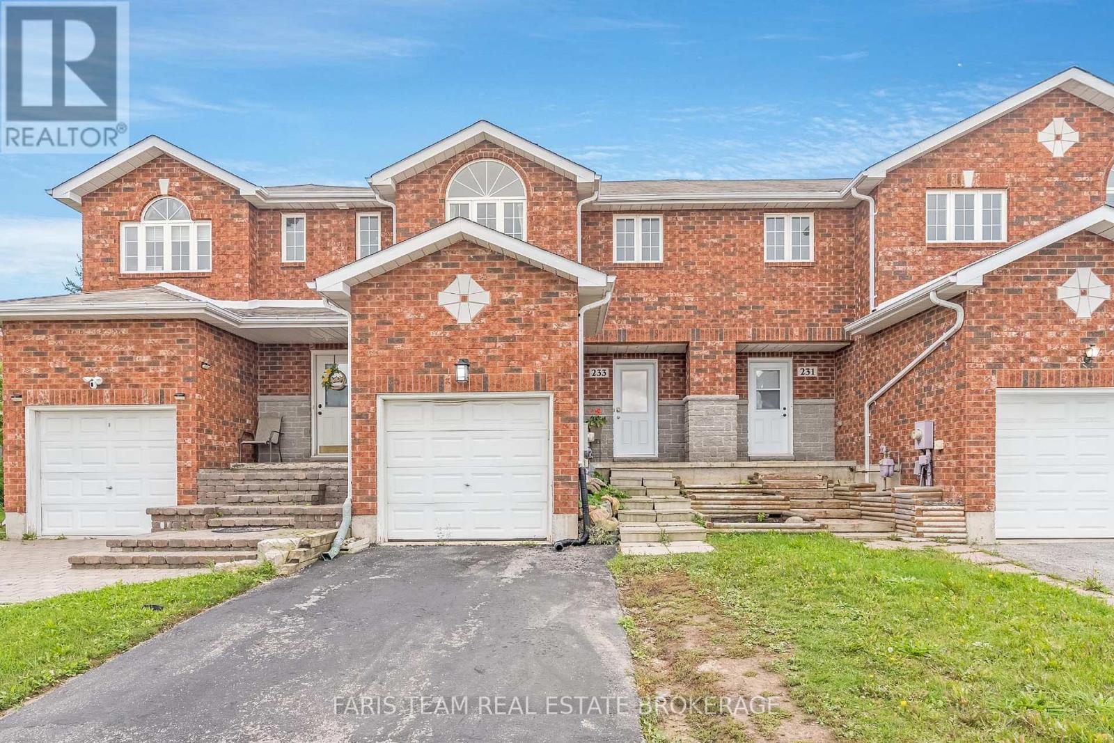 MLS® listing #29823265 for sale located at 233 STANLEY STREET