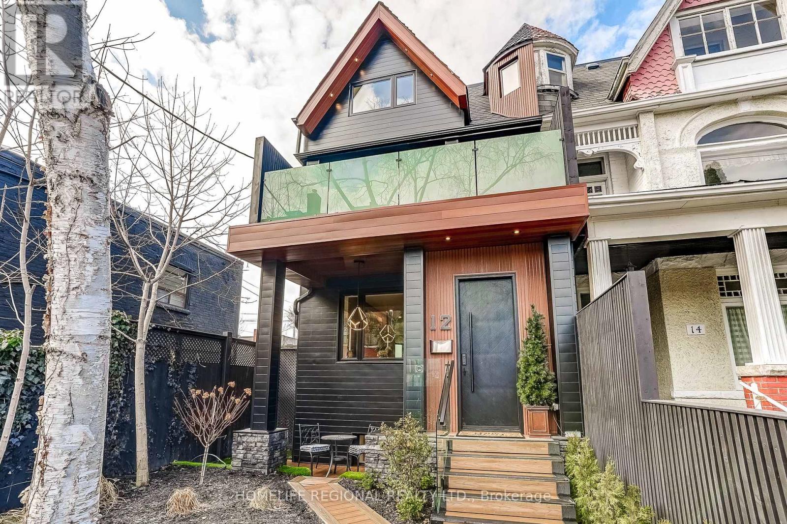MLS® listing #29823462 for sale located at 12 MACDONELL AVENUE