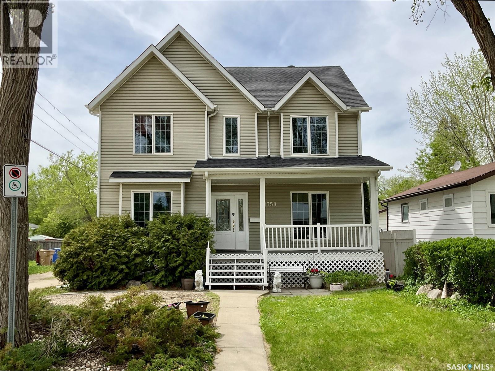 MLS® listing #29823703 for sale located at 1358 Forget STREET