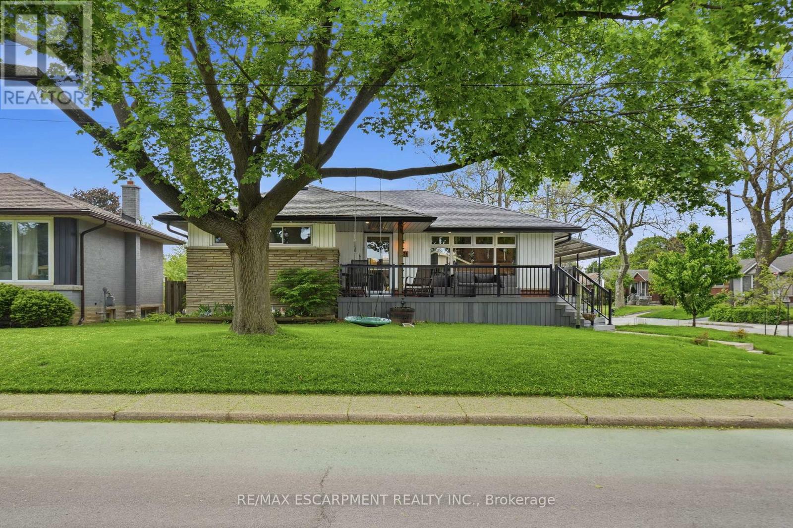 MLS® listing #29825521 for sale located at 150 MOUNTVILLE AVENUE