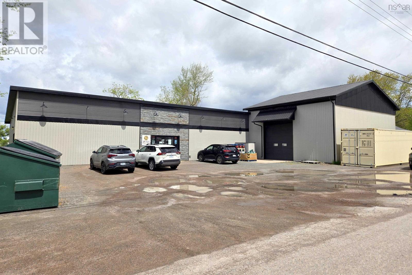 MLS® listing #29825653 for sale located at 3 Clinton Street