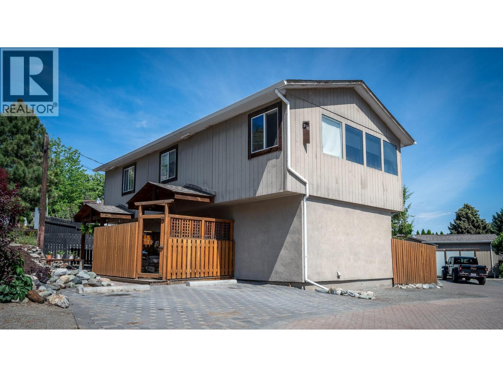 MLS® listing #29826173 for sale located at 870 MCQUEEN Drive Unit# 114