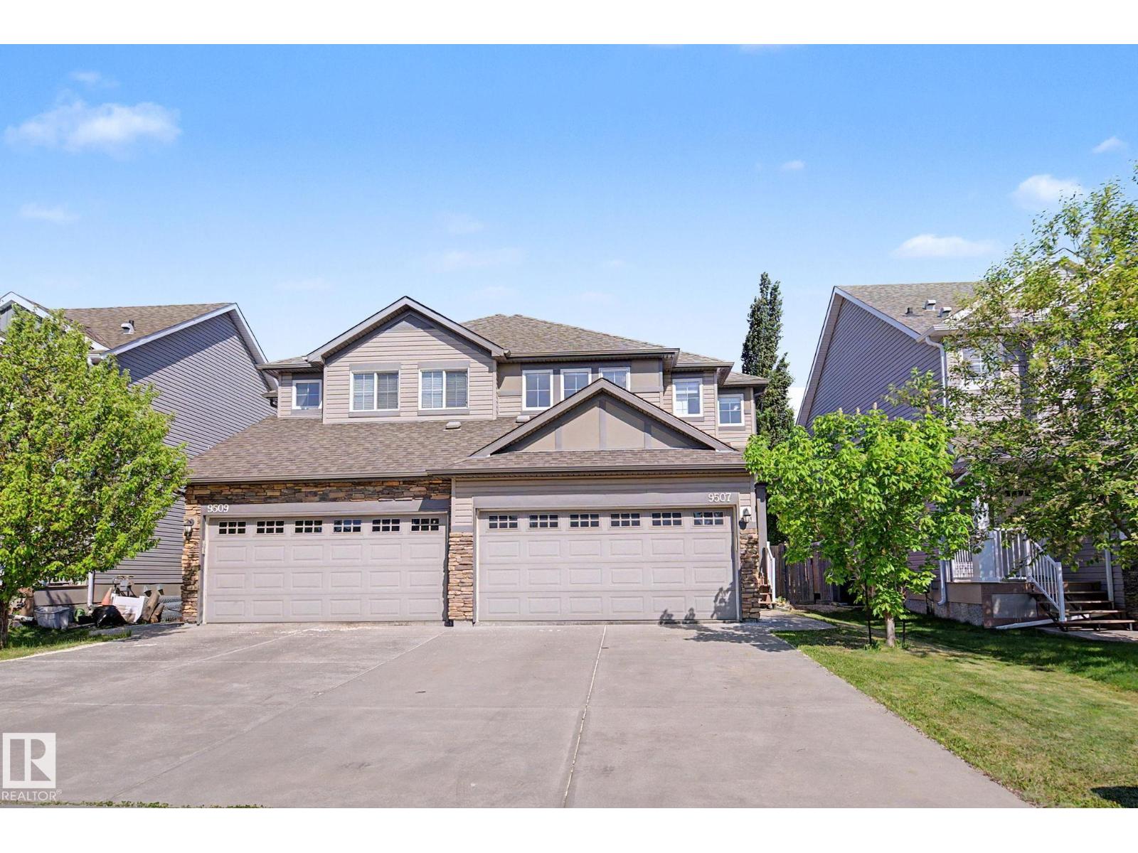 MLS® listing #29828052 for sale located at 9507 SIMPSON CT NW