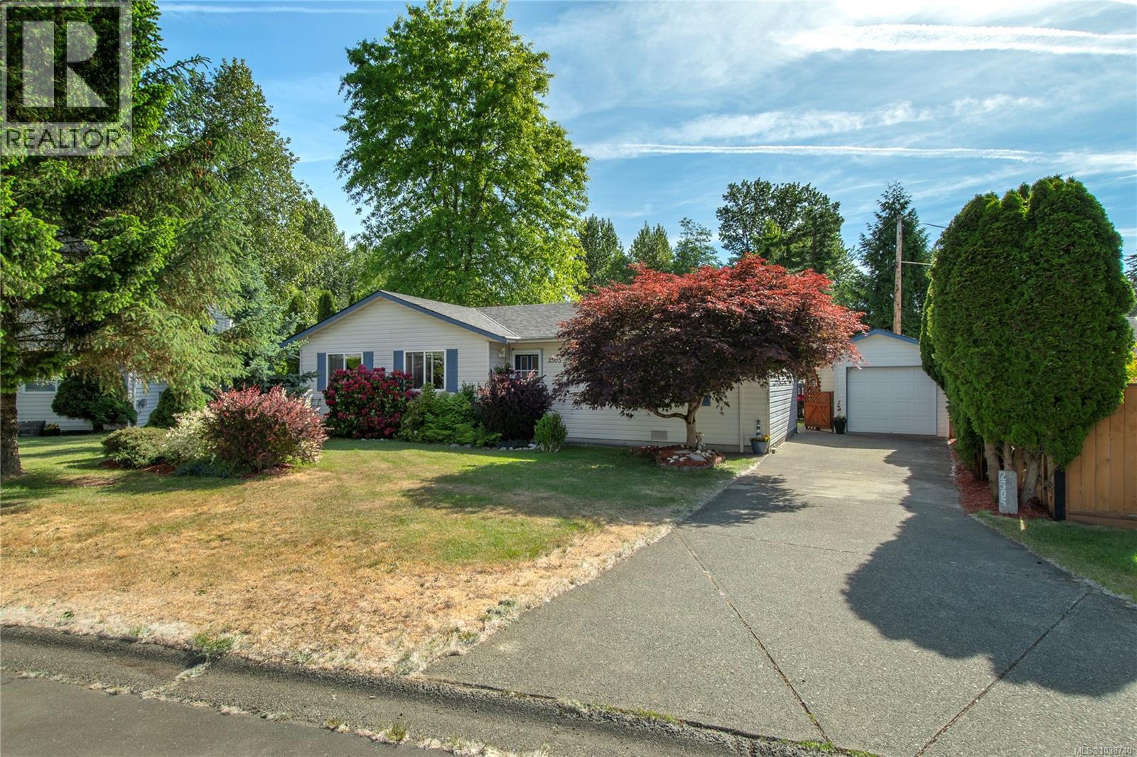 MLS® listing #29829073 for sale located at 2505 Soderholm Crt