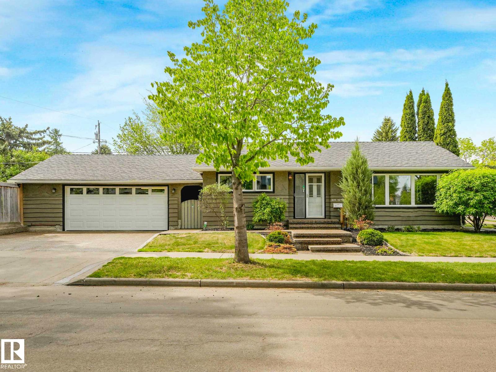 MLS® listing #29829206 for sale located at 8311 96 AV NW NW
