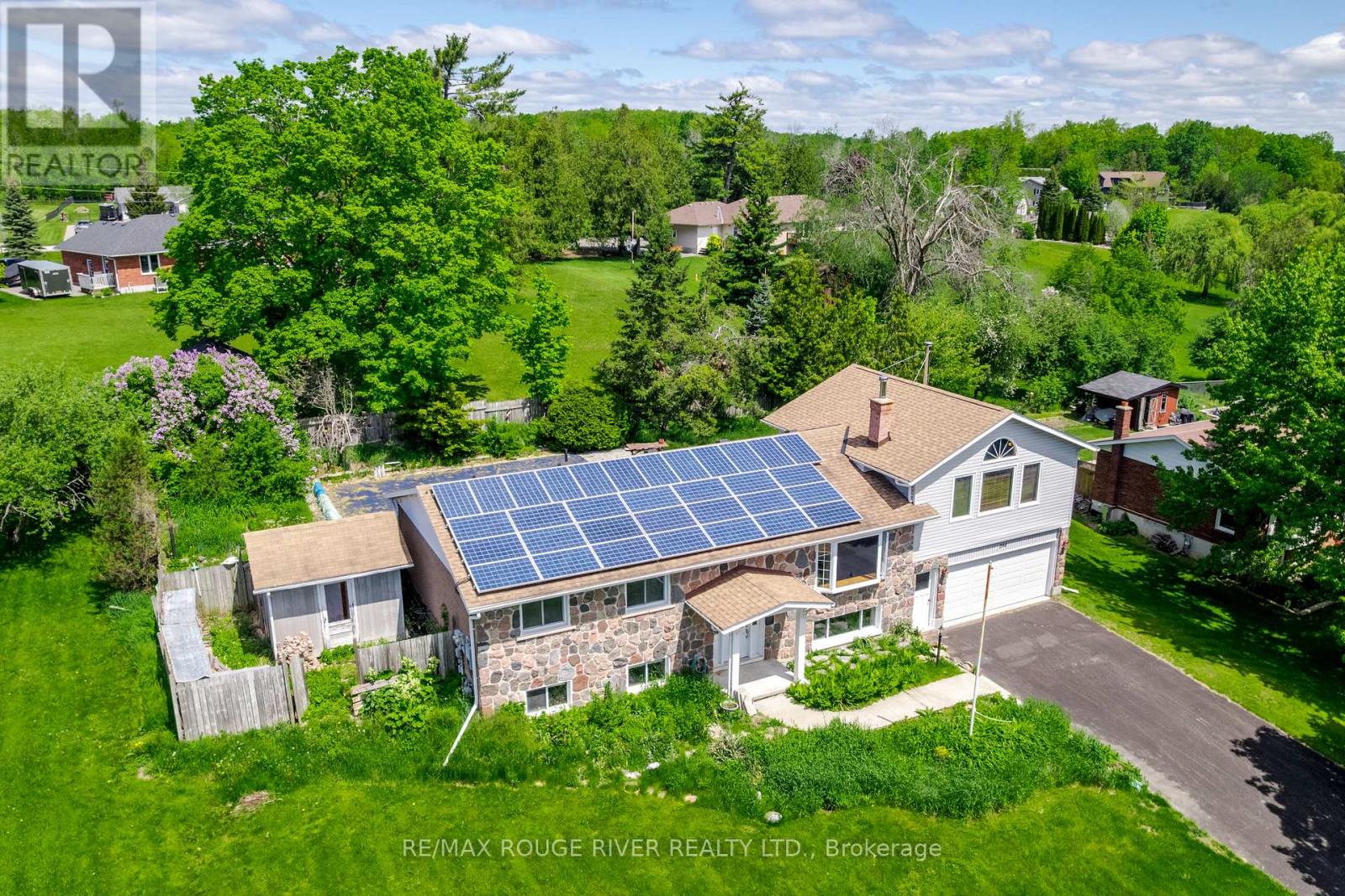 MLS® listing #29829214 for sale located at 264 CLONAKILTY LINE