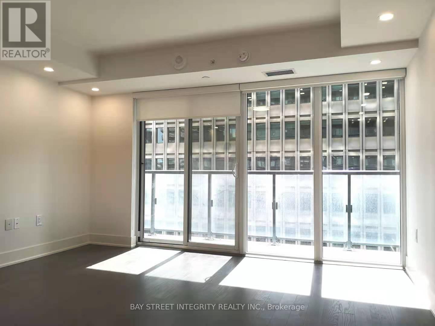 MLS® listing #29829427 for sale located at 1311 - 955 BAY STREET