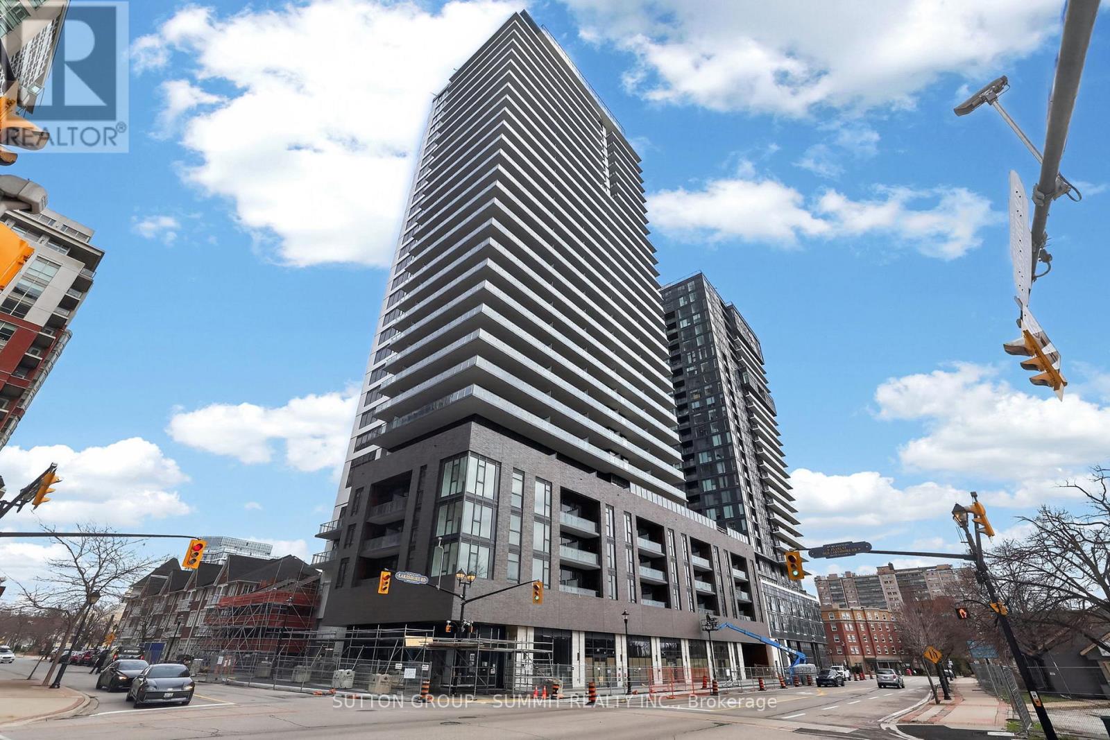 MLS® listing #29829441 for sale located at 2401 - 2075 LAKESHORE ROAD