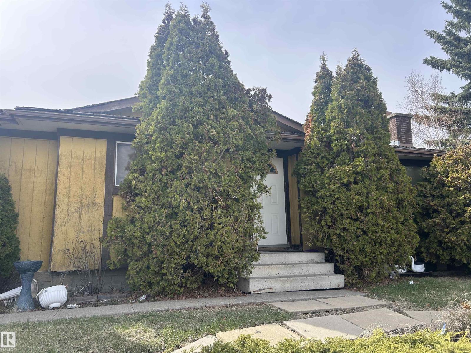 MLS® listing #29829458 for sale located at 15020 116 ST NW